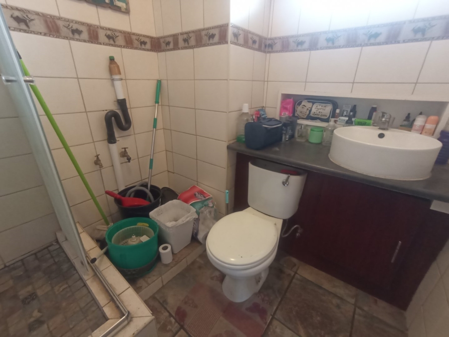 1 Bedroom Property for Sale in Potchefstroom North West